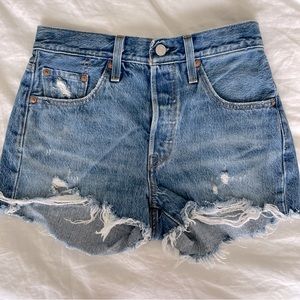 Levi 501 high rise denim shorts